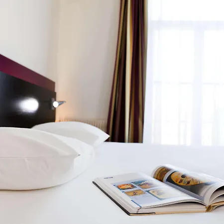 Mercure Lille Roubaix Grand Hotel Exterior photo